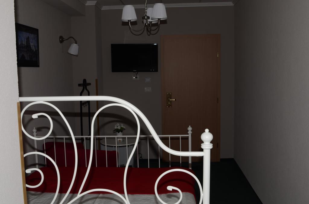 Artmotel & Bistro Haţeg المظهر الخارجي الصورة