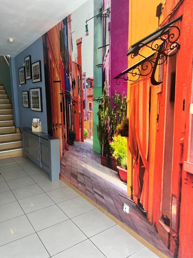 Artmotel & Bistro Haţeg المظهر الخارجي الصورة
