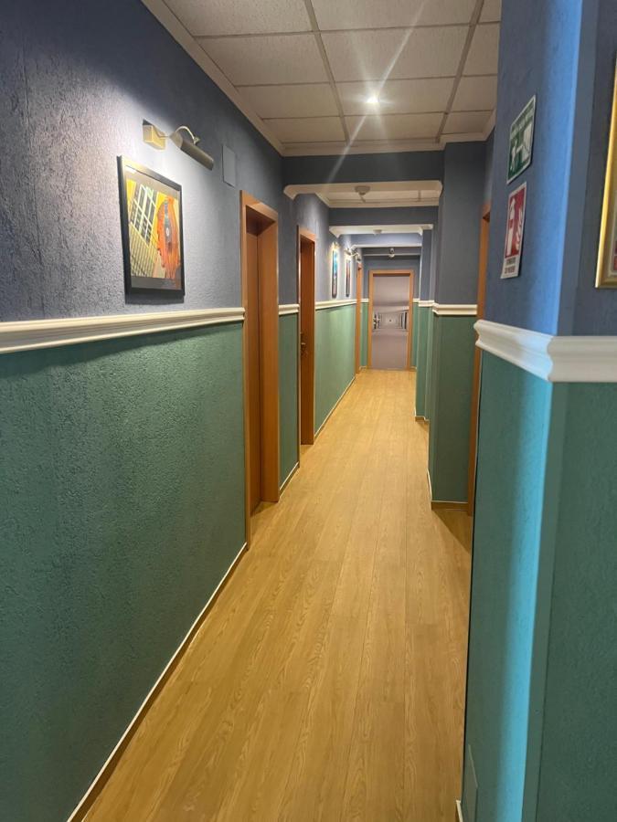 Artmotel & Bistro Haţeg المظهر الخارجي الصورة