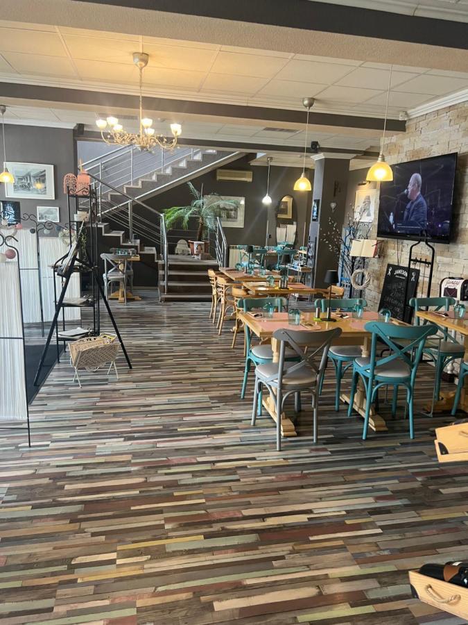 Artmotel & Bistro Haţeg المظهر الخارجي الصورة
