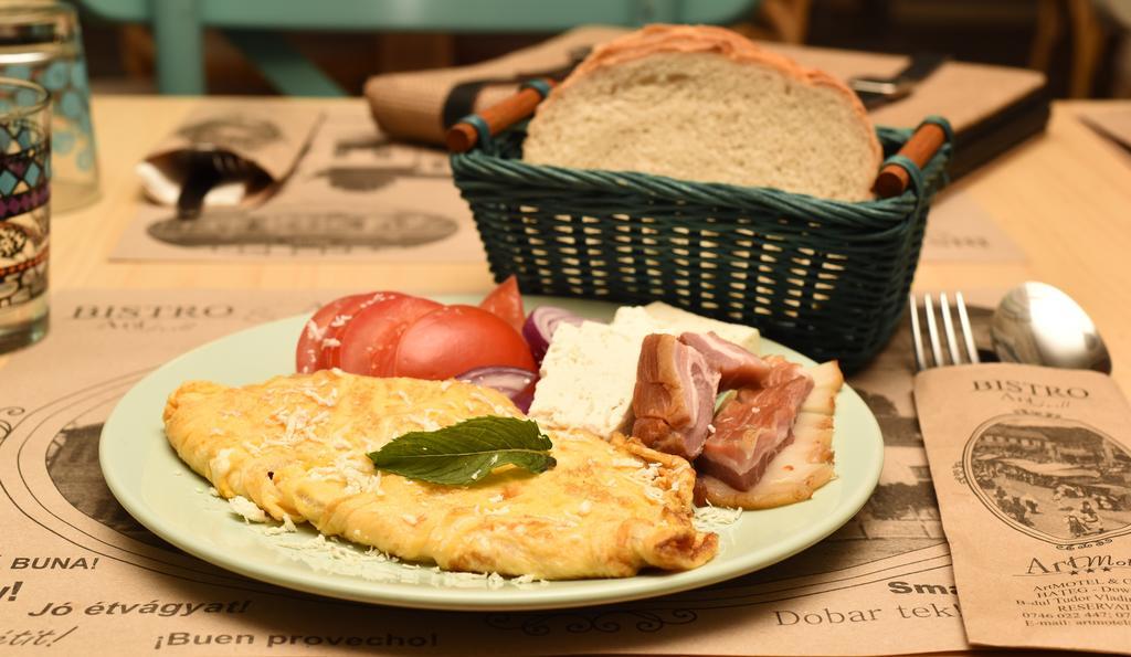 Artmotel & Bistro Haţeg المظهر الخارجي الصورة
