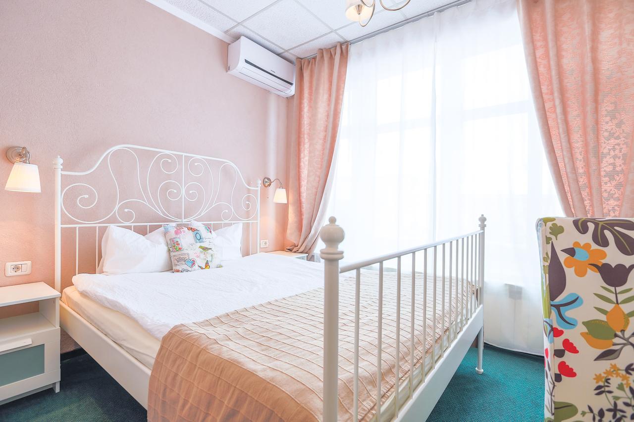 Artmotel & Bistro Haţeg المظهر الخارجي الصورة